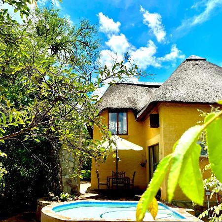 The Bush Hut Villa โฮดสปรูท ภายนอก รูปภาพ